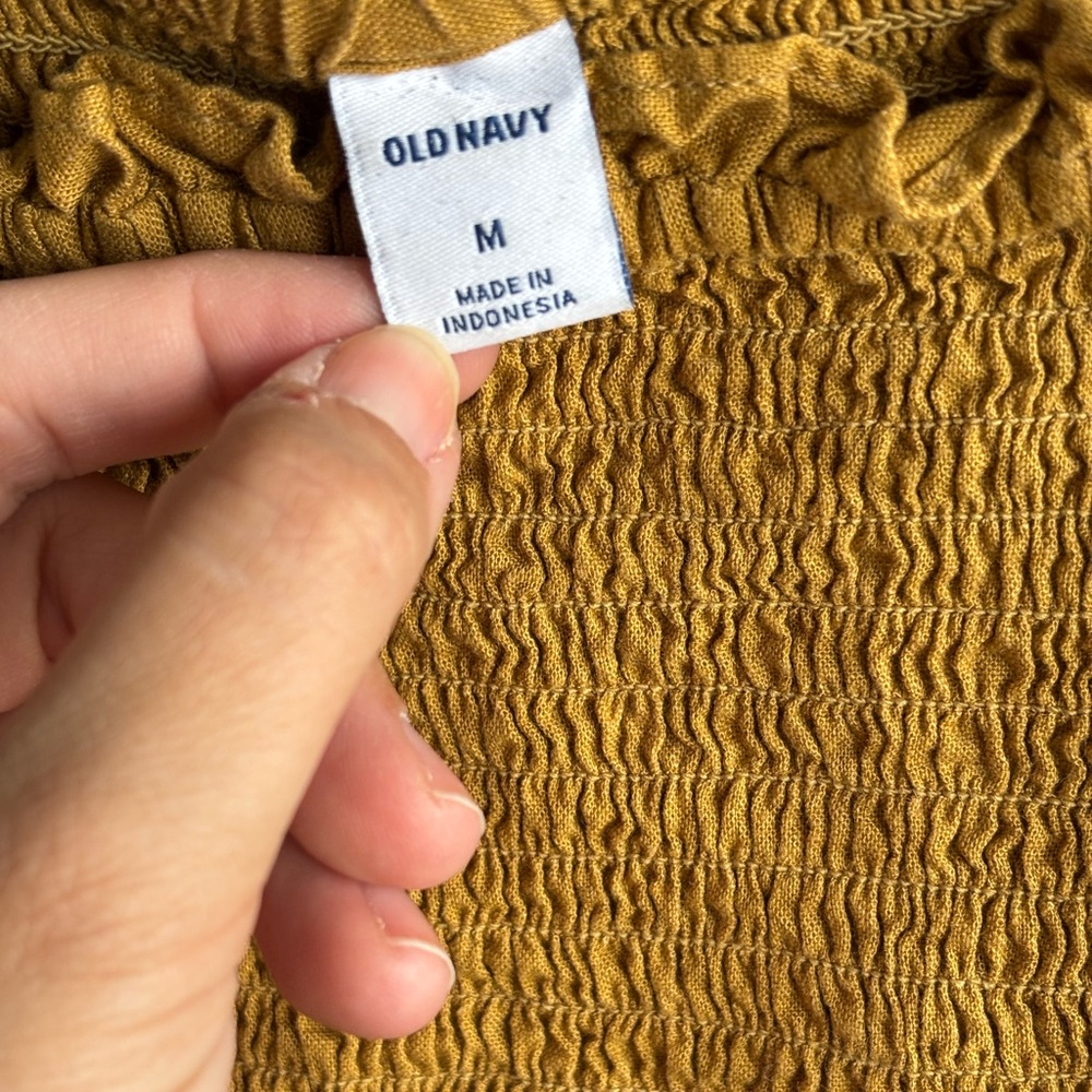 Old Navy Smocked Linen Blend Top - Picture 3 of 9